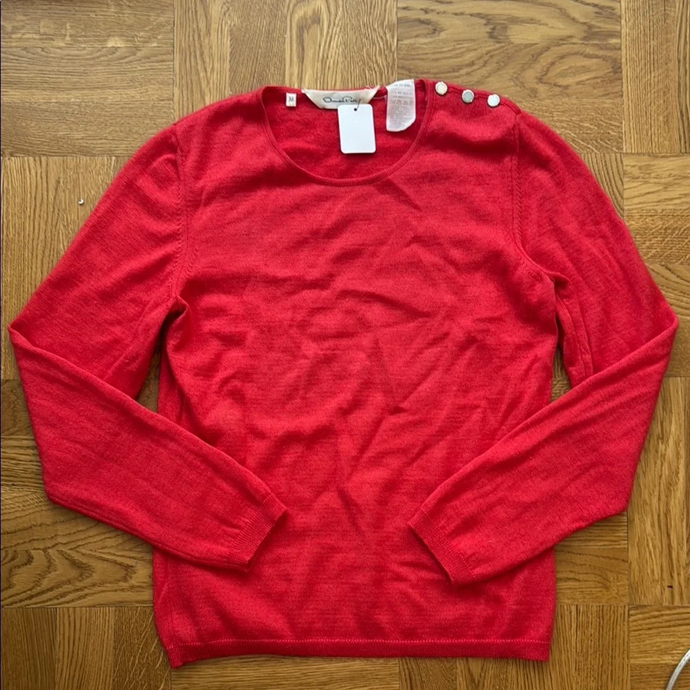 Oscar de la Renta Red Crew Neck Sweater - Picture 1 of 6